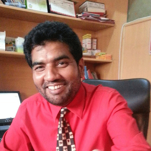 Dr. A Naeem Mian (CEO)