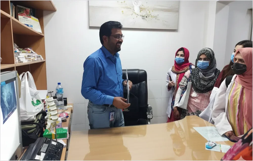 Dr Naeem Training Medical Students